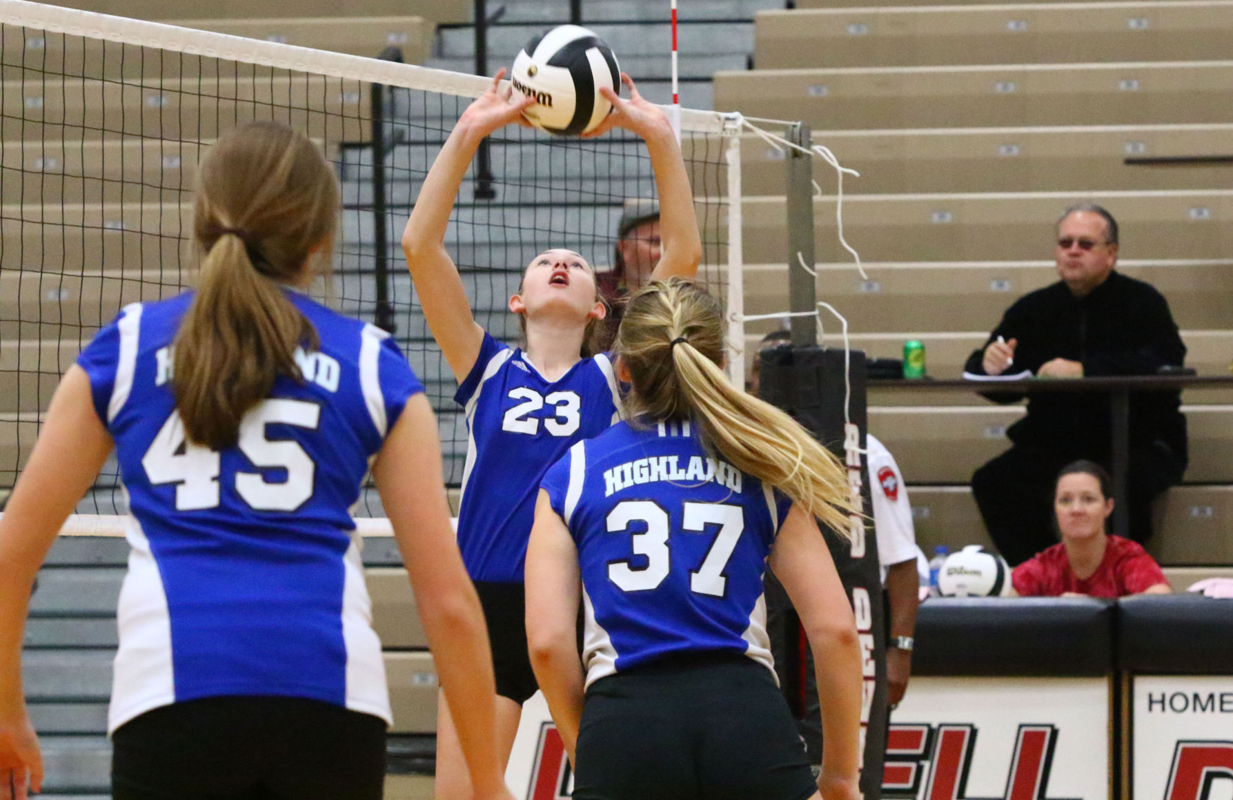 Gallery: Volleyball Sectional - East Chicago vs. Highland